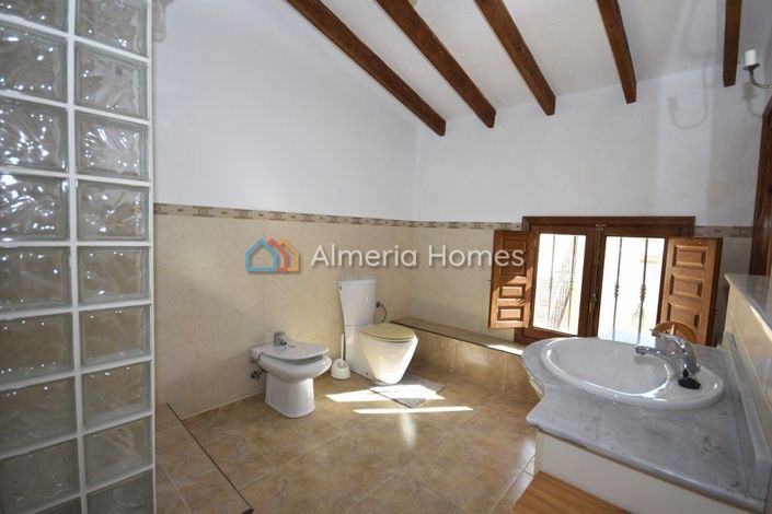 Image No.13-Maison de campagne de 5 chambres à vendre à Arboleas