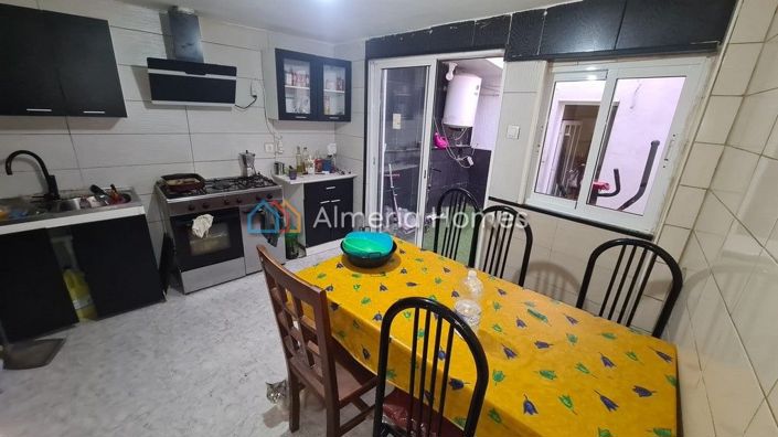 Image No.5-4 Bed Townhouse for sale