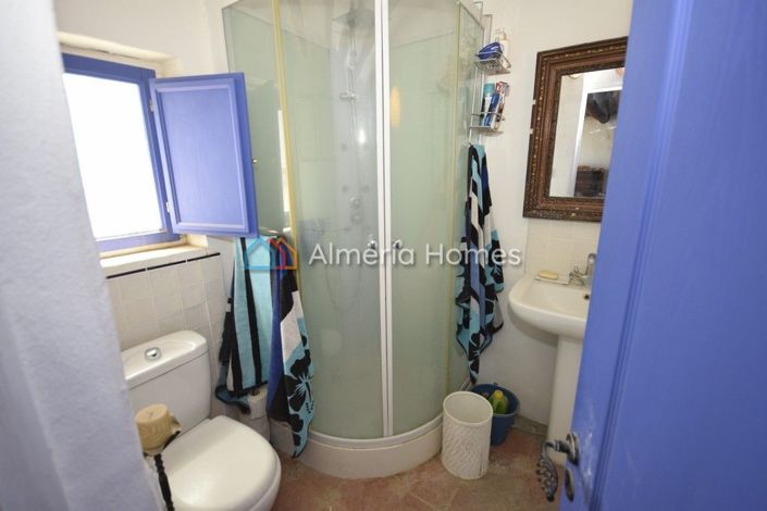 Image No.14-Maison de campagne de 6 chambres à vendre à Lúcar