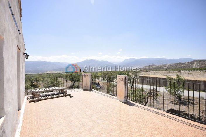 Image No.17-Maison de campagne de 6 chambres à vendre à Lúcar