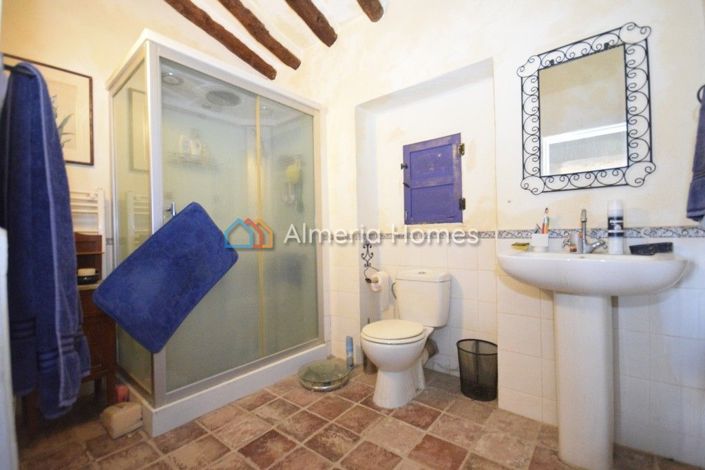 Image No.19-Maison de campagne de 6 chambres à vendre à Lúcar