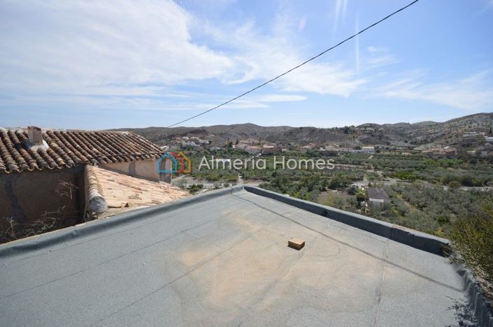 Image No.19-Maison de campagne de 4 chambres à vendre à Oria