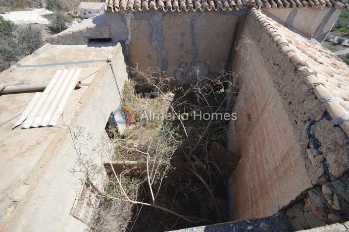 Image No.20-Maison de campagne de 4 chambres à vendre à Oria