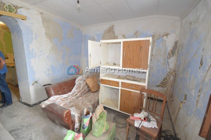 Image No.5-Maison de campagne de 4 chambres à vendre à Oria