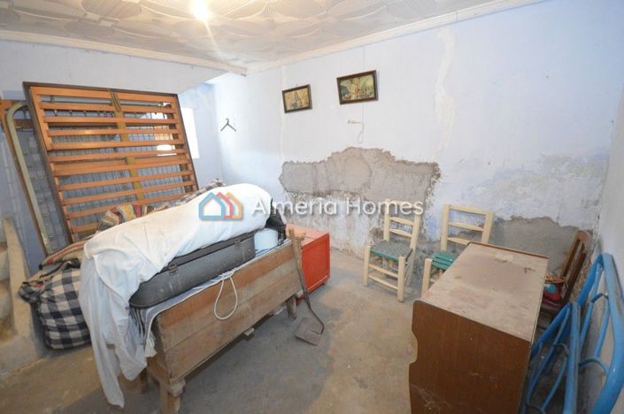 Image No.7-Maison de campagne de 4 chambres à vendre à Oria