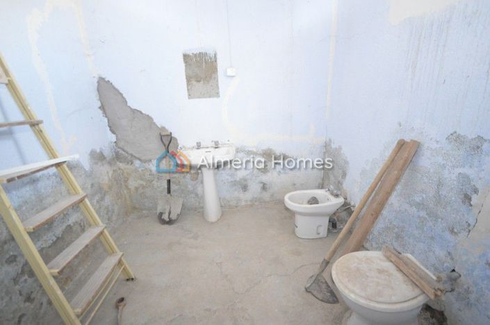 Image No.8-Maison de campagne de 4 chambres à vendre à Oria