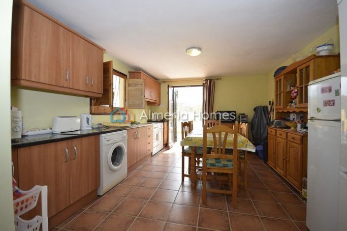 Image No.15-3 Bed Villa for sale