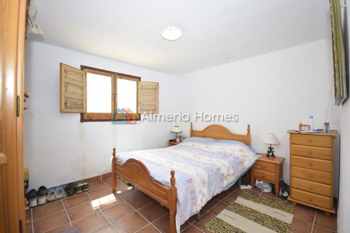 Image No.18-3 Bed Villa for sale