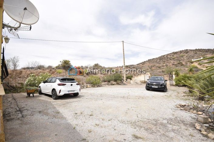 Image No.8-3 Bed Villa for sale