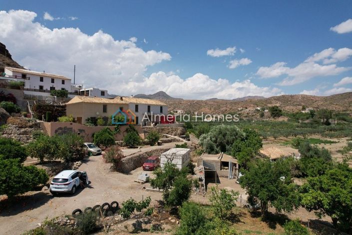 Image No.3-Maison de campagne de 5 chambres à vendre à Albox