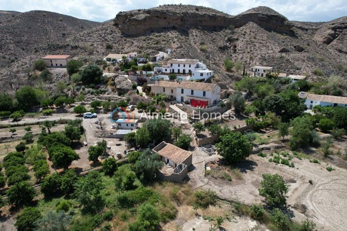 Image No.4-Maison de campagne de 5 chambres à vendre à Albox