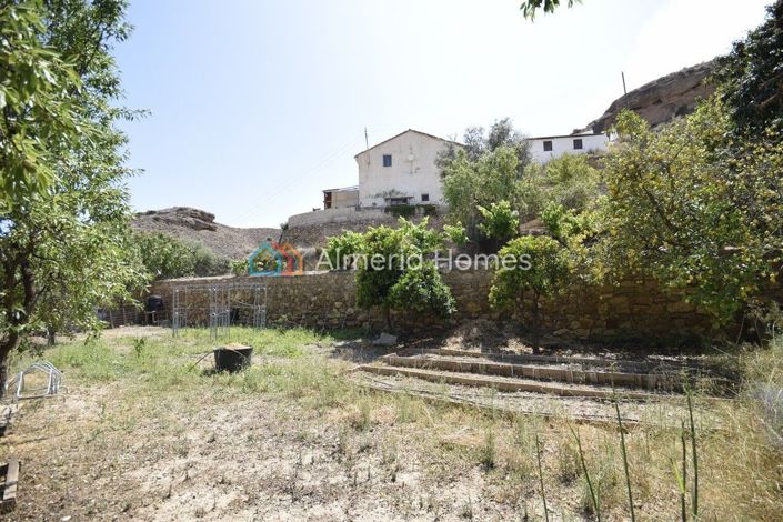 Image No.5-Maison de campagne de 5 chambres à vendre à Albox