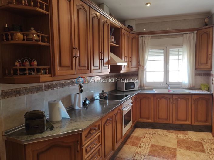 Image No.4-Maison de village de 4 chambres à vendre à Lúcar