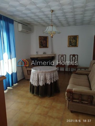 Image No.2-Maison de village de 4 chambres à vendre à Lúcar