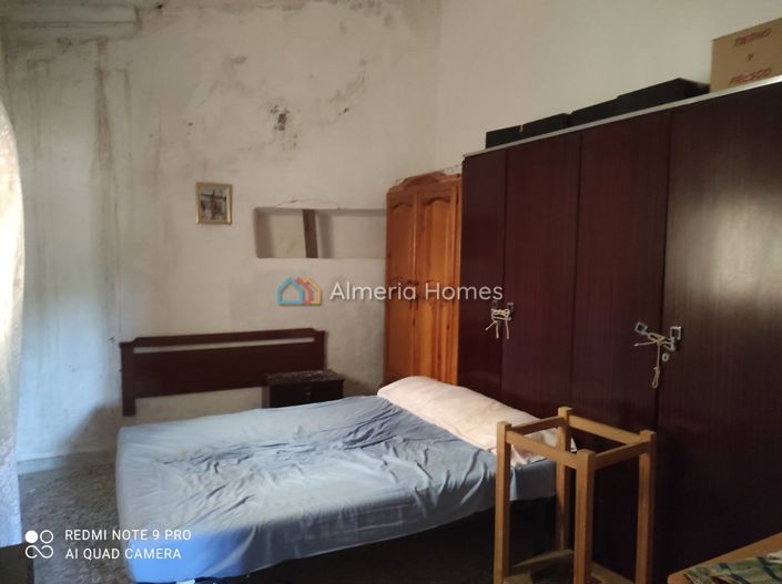 Image No.8-Maison de campagne de 5 chambres à vendre à Lúcar