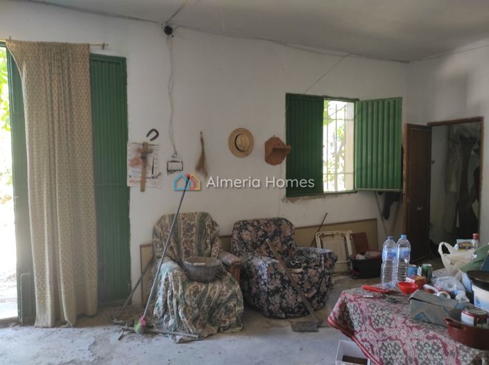 Image No.2-Maison de campagne de 1 chambre à vendre à Lúcar