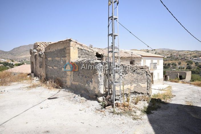 Image No.4-Maison de campagne de 2 chambres à vendre à Oria