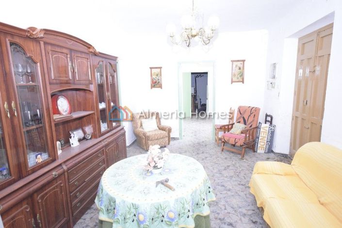 Image No.8-Maison de campagne de 4 chambres à vendre à Oria