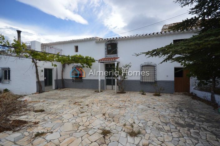 Image No.5-Maison de campagne de 5 chambres à vendre à Albox