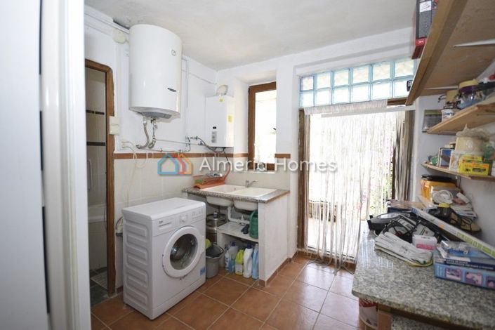 Image No.7-Maison de campagne de 3 chambres à vendre à Albánchez