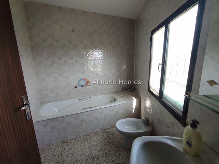 Image No.14-Maison de village de 6 chambres à vendre à Almeria