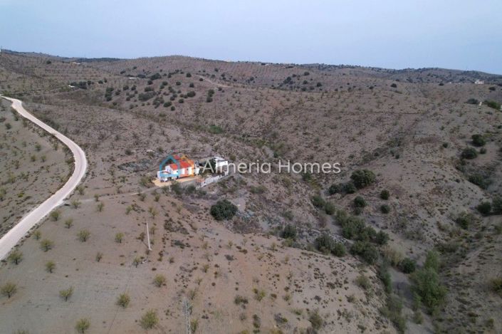 Image No.4-Maison de campagne de 5 chambres à vendre à Velez-Rubio