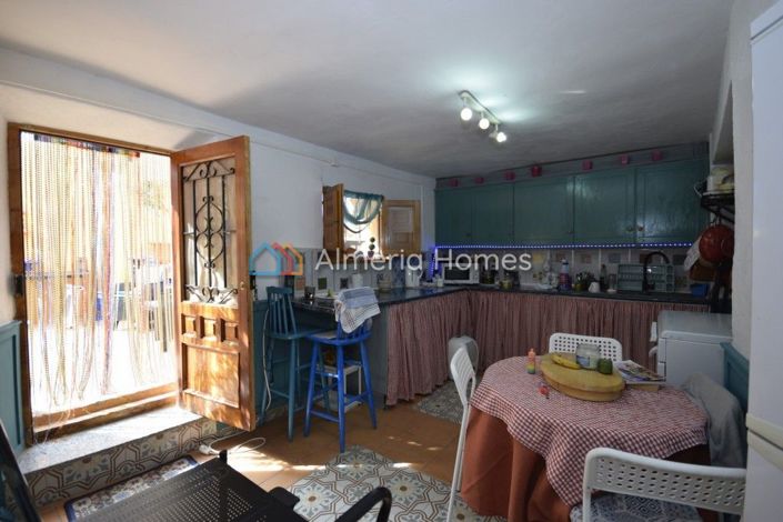 Image No.12-Maison de campagne de 6 chambres à vendre à Chirivel