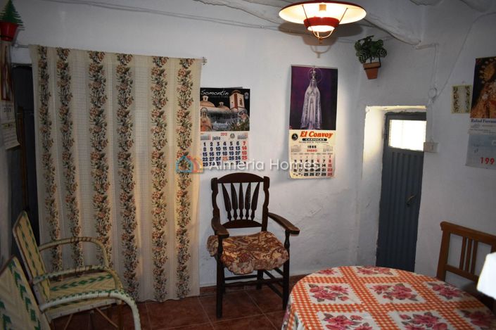 Image No.5-Maison de village de 3 chambres à vendre à Somontín