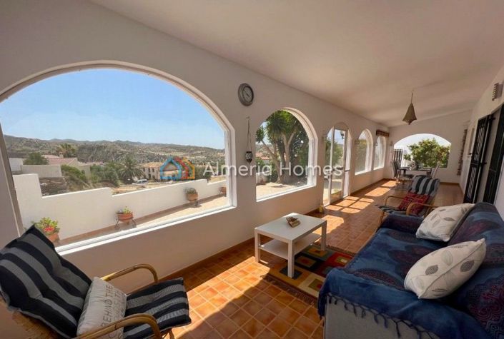 Image No.5-4 Bed Villa for sale