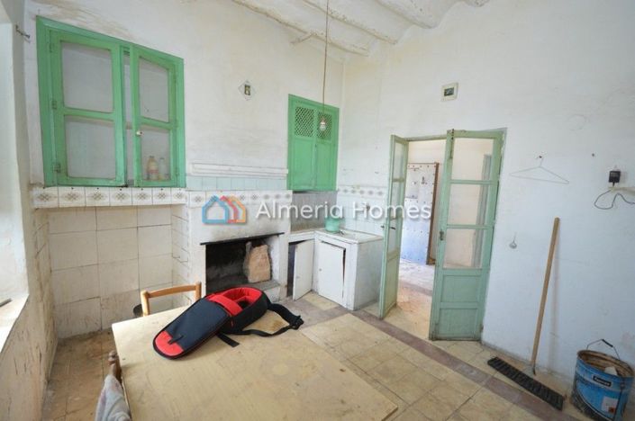 Image No.11-Maison de campagne de 3 chambres à vendre à Oria