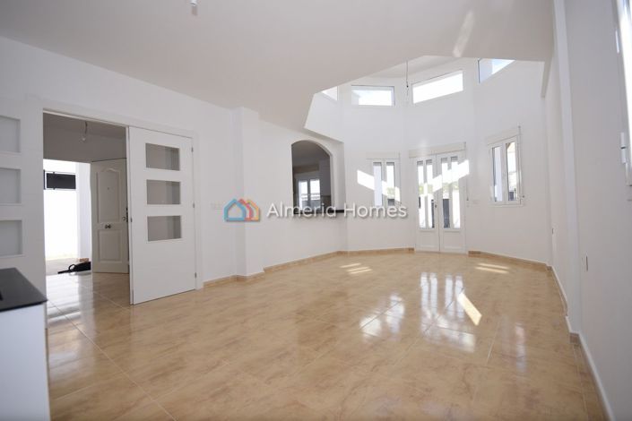 Image No.15-3 Bed Villa for sale