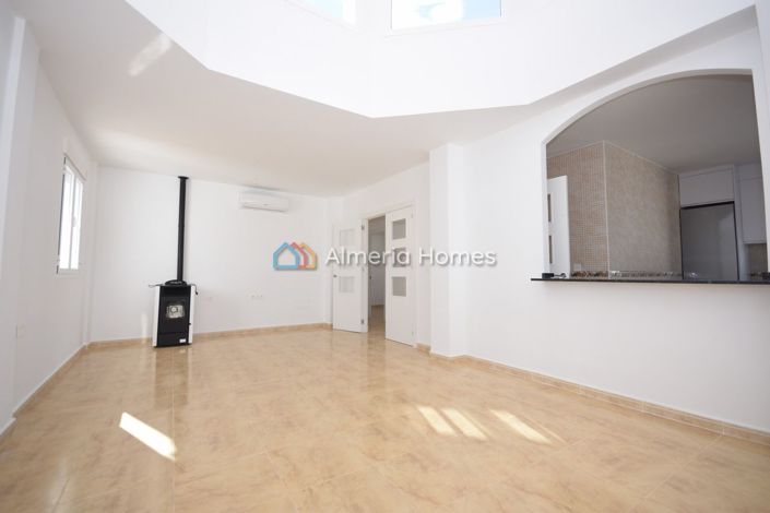 Image No.16-3 Bed Villa for sale