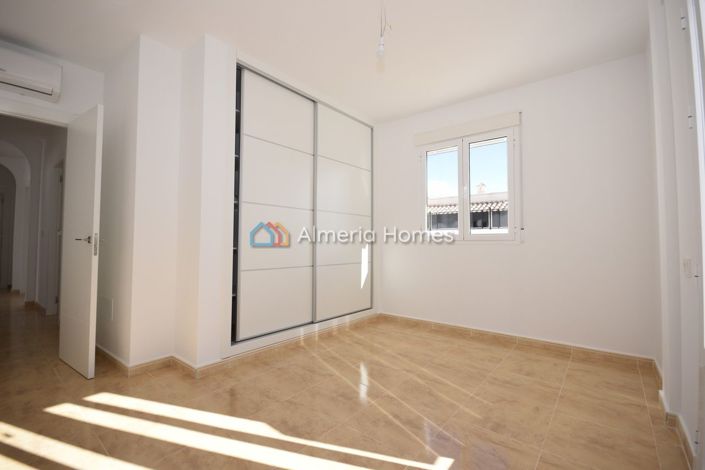 Image No.21-3 Bed Villa for sale