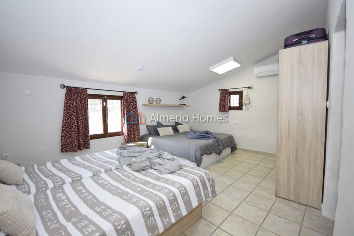 Image No.30-Maison de campagne de 5 chambres à vendre à Arboleas