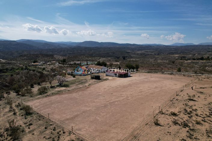 Image No.17-4 Bed Villa for sale