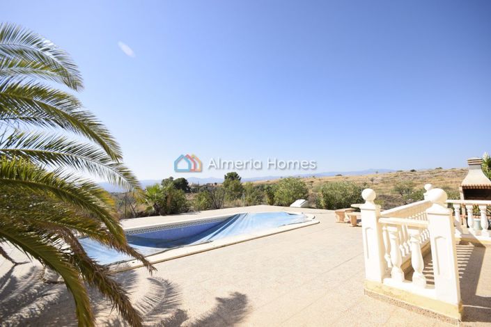 Image No.10-3 Bed Villa for sale