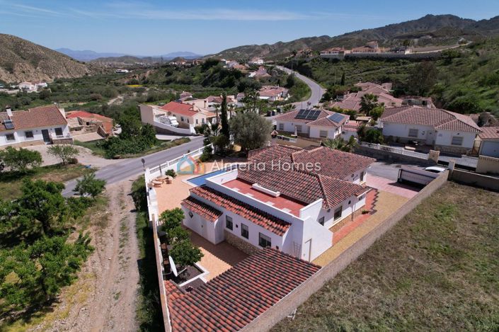Image No.4-5 Bed Villa for sale