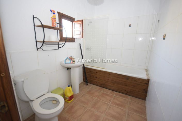 Image No.20-Villa de 4 chambres à vendre à Albox