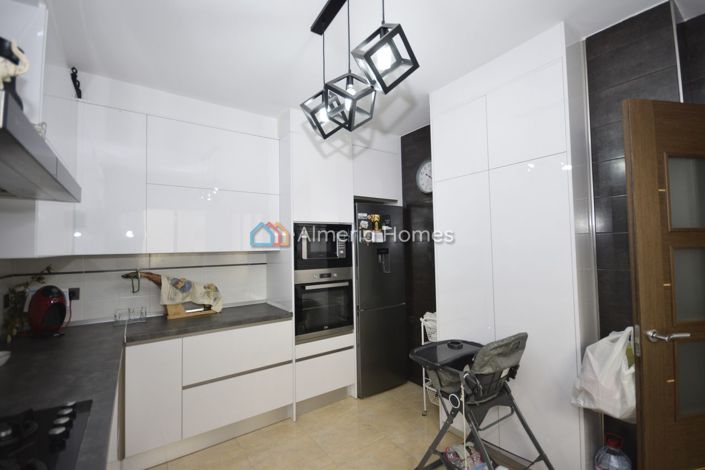 Image No.10-4 Bed Duplex for sale