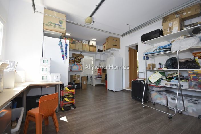 Image No.20-4 Bed Villa for sale