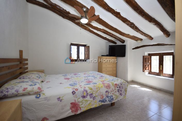 Image No.23-Maison de campagne de 3 chambres à vendre à Cantoria