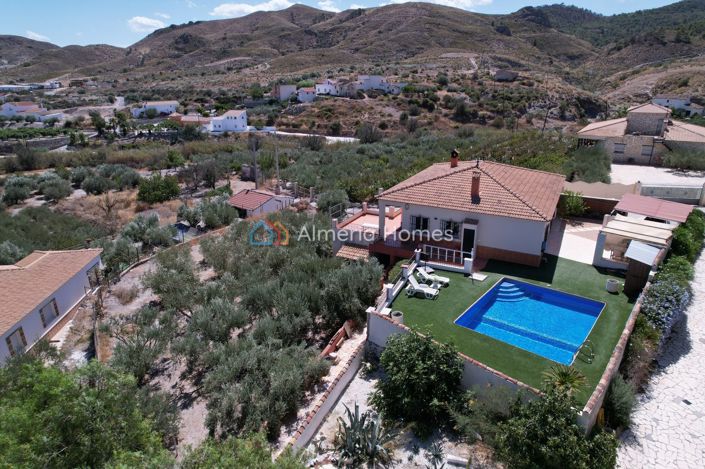 Image No.12-3 Bed Villa for sale