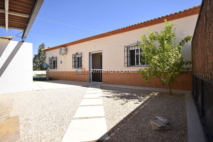 Image No.18-3 Bed Villa for sale