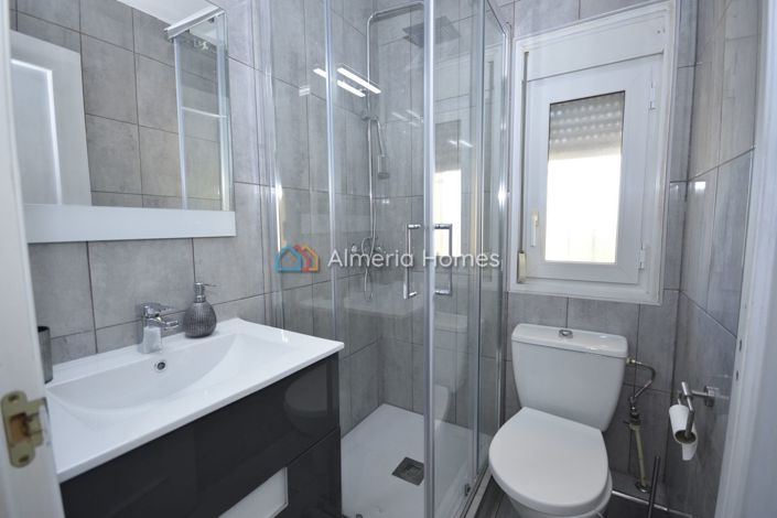 Image No.24-3 Bed Villa for sale