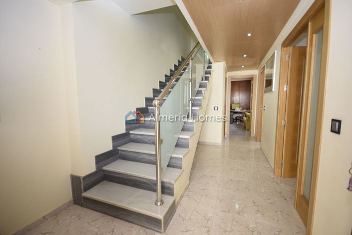 Image No.6-4 Bed Duplex for sale