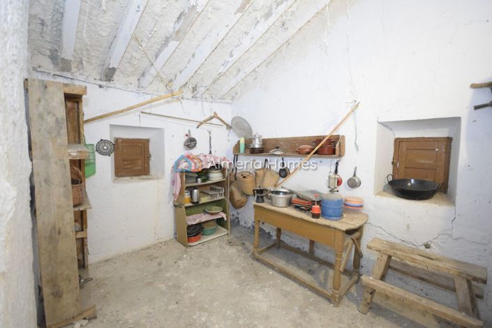 Image No.26-Maison de campagne de 6 chambres à vendre à Oria