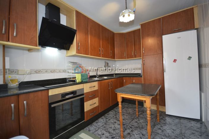 Image No.6-3 Bed Townhouse for sale