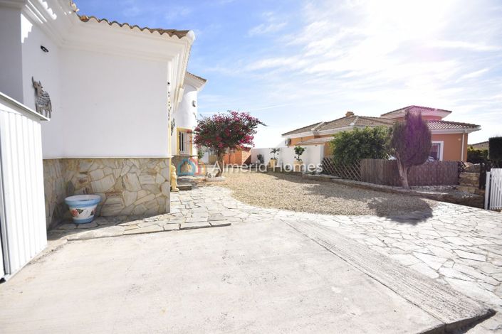 Image No.14-3 Bed Villa for sale