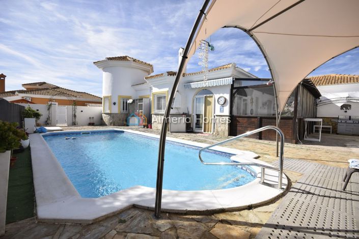 Image No.6-3 Bed Villa for sale