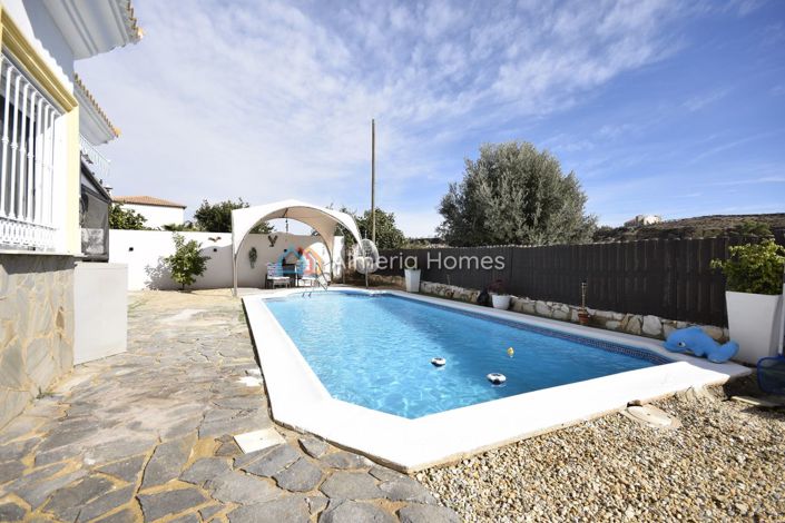 Image No.7-3 Bed Villa for sale